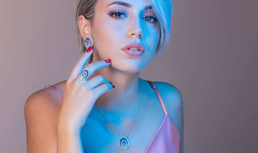 Ponte Vecchio features new collection Saturno