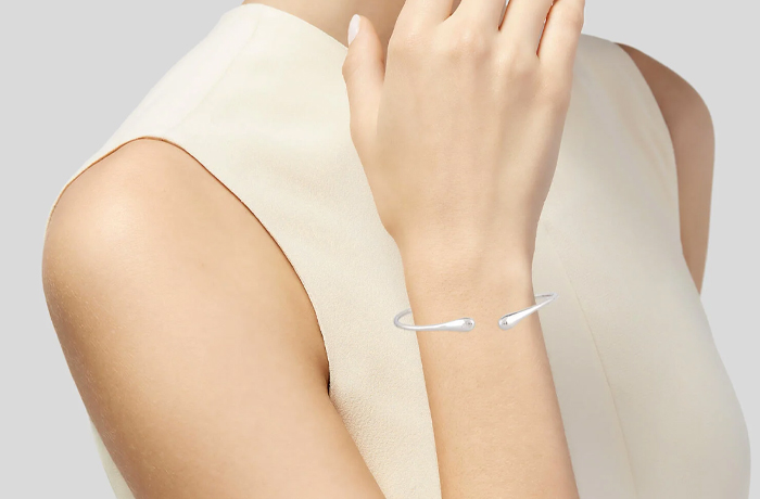 Women's Bracelet Collection